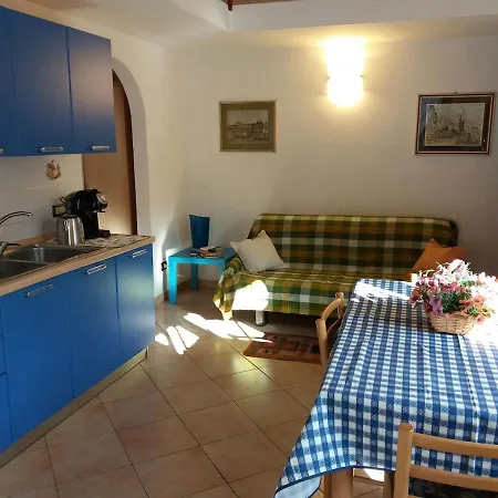 Ferienhaus In Spazio Esterno E Posto Auto